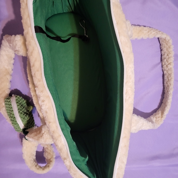 Soft pet carrier for small dog or cat - Picture 7 of 9